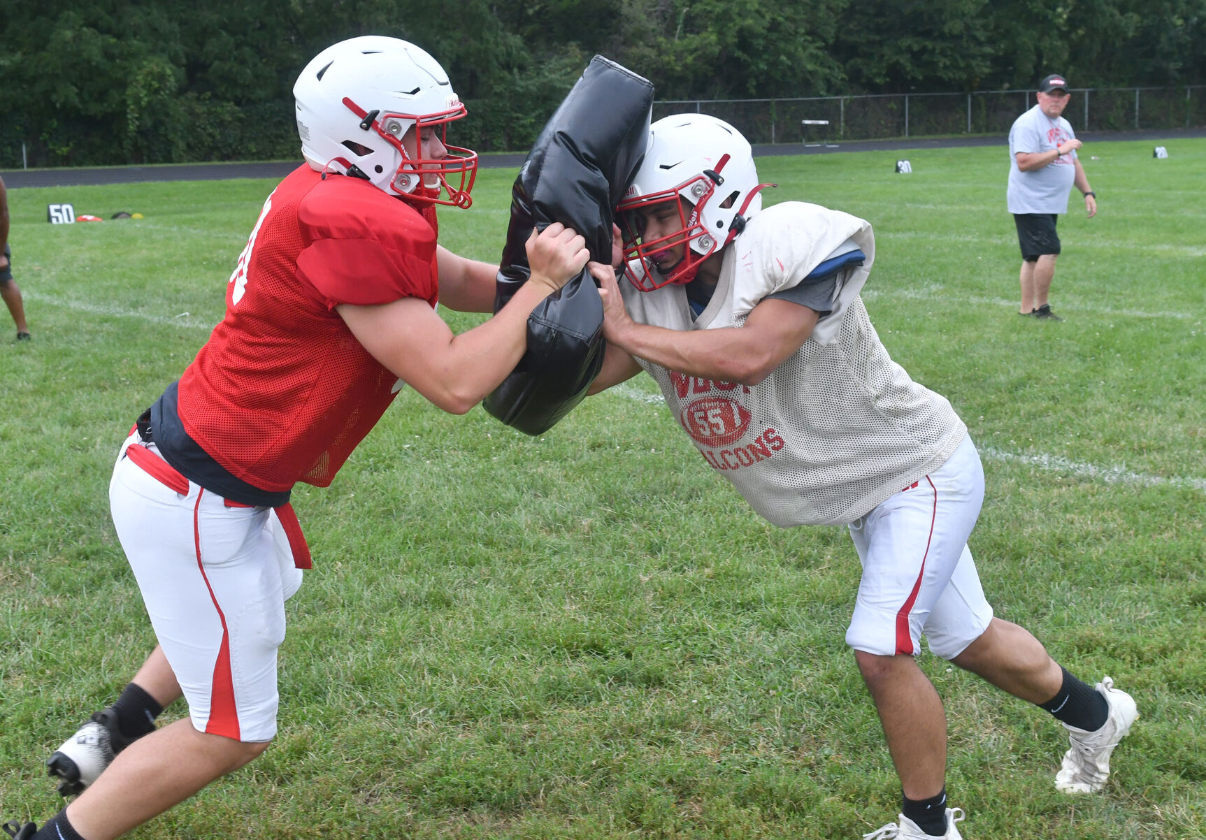 081522-qc-spt-west fb practice-247